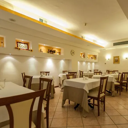 Orsini Hotel 3*